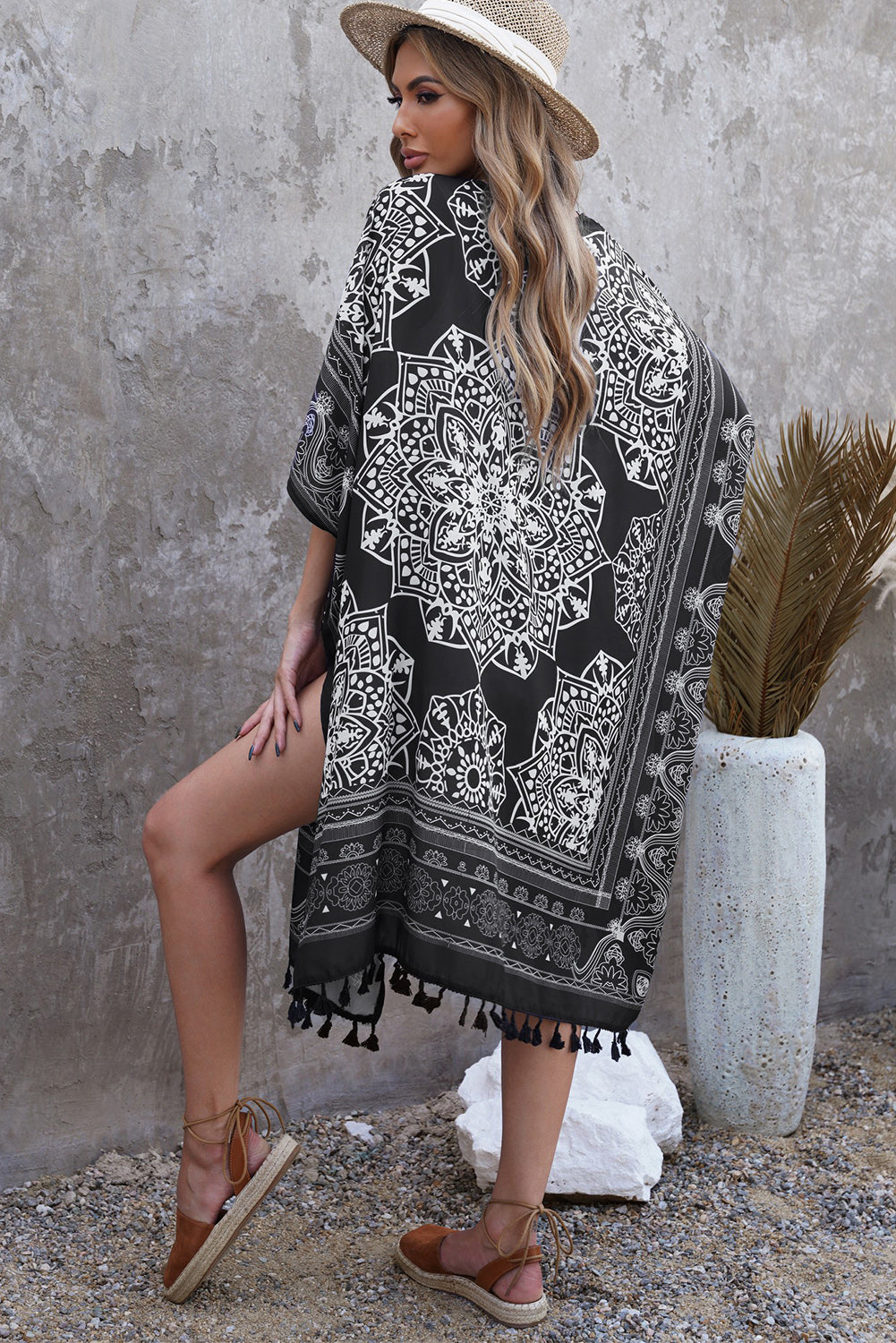 Printed Tassel Trim Kimono